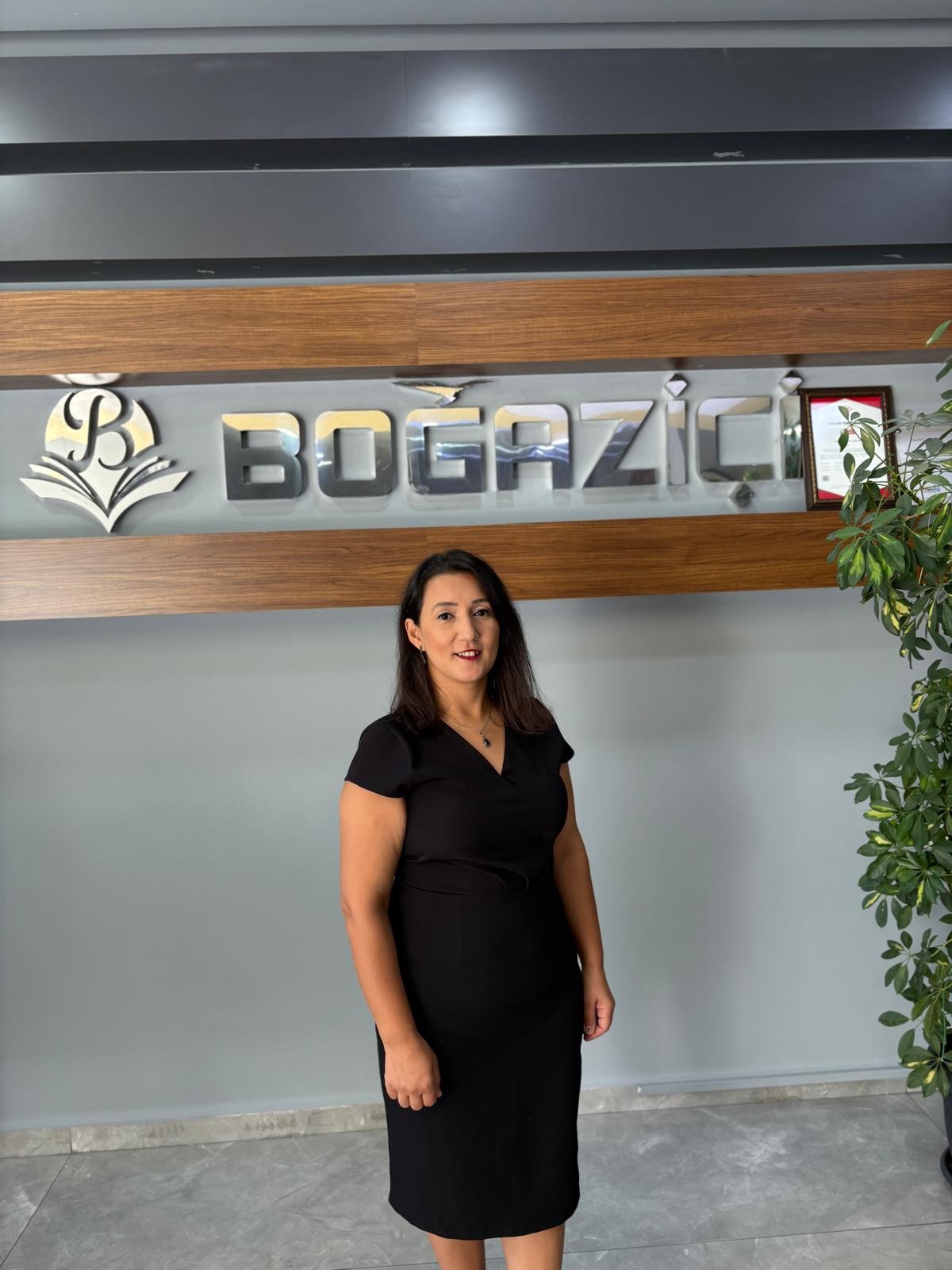 NAZLI  DELİ